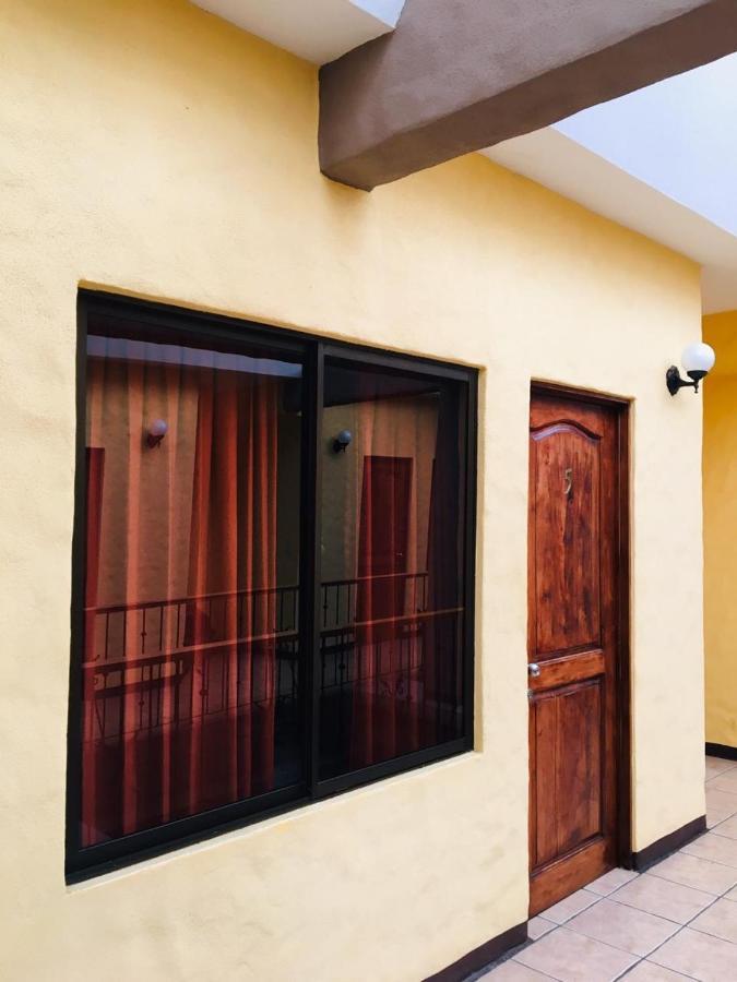 Hotel Casa Esmeralda Samara Bagian luar foto
