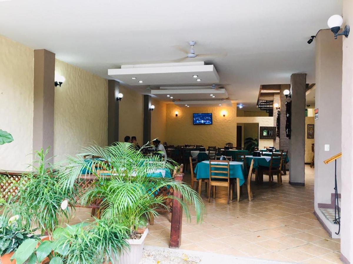 Hotel Casa Esmeralda Samara Bagian luar foto