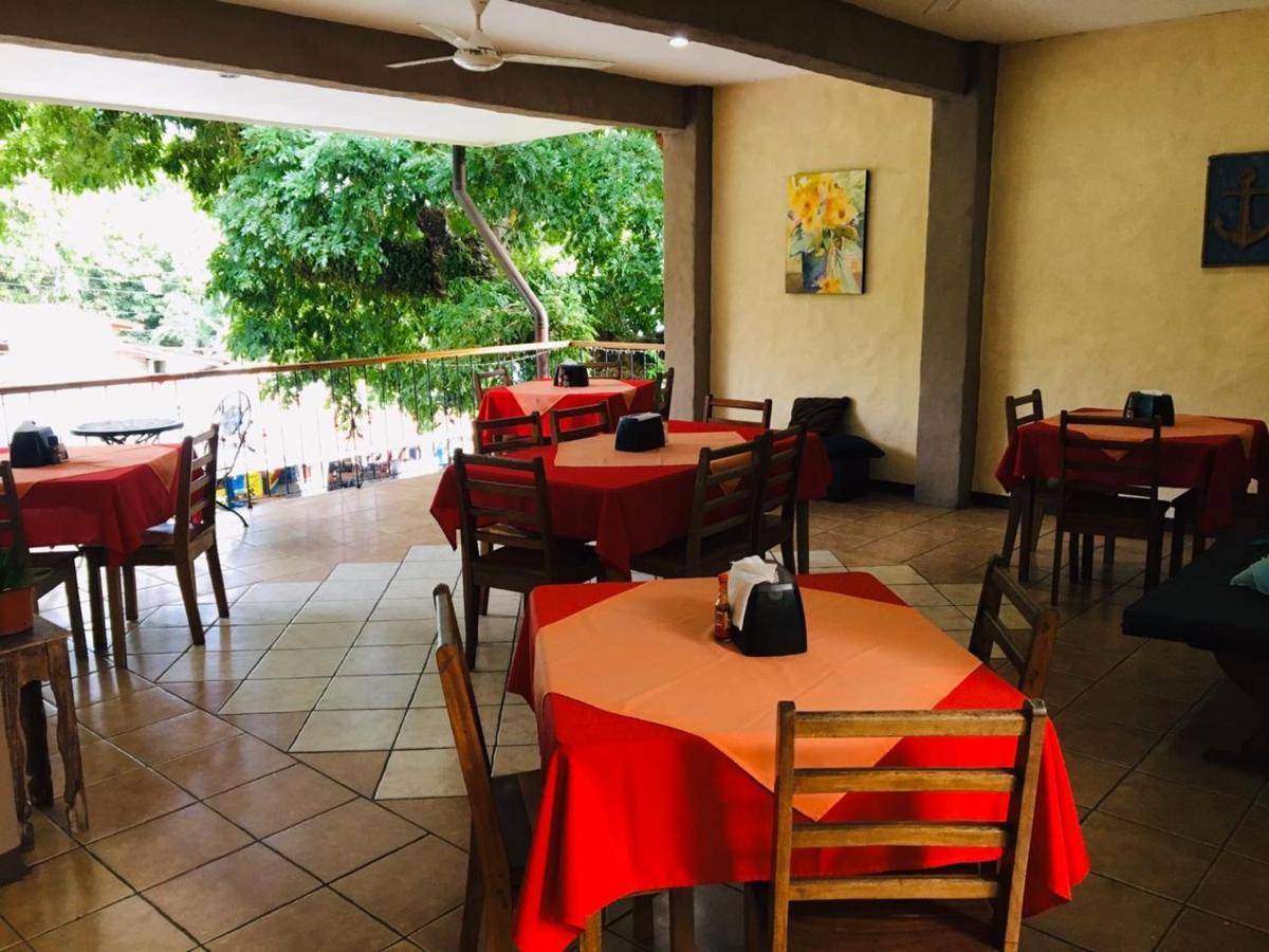 Hotel Casa Esmeralda Samara Bagian luar foto